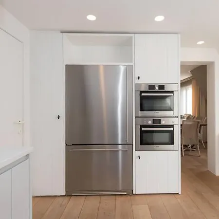 アパート Sunny Spacious With 1 Parking At 100 Meters From Beach *
